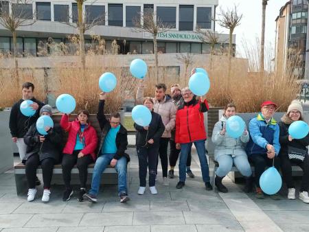 postojna v modrem (5)